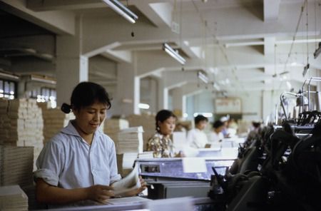 时光定格 外国摄影师镜头下的1973年东北印刷厂与摄影扩印服务